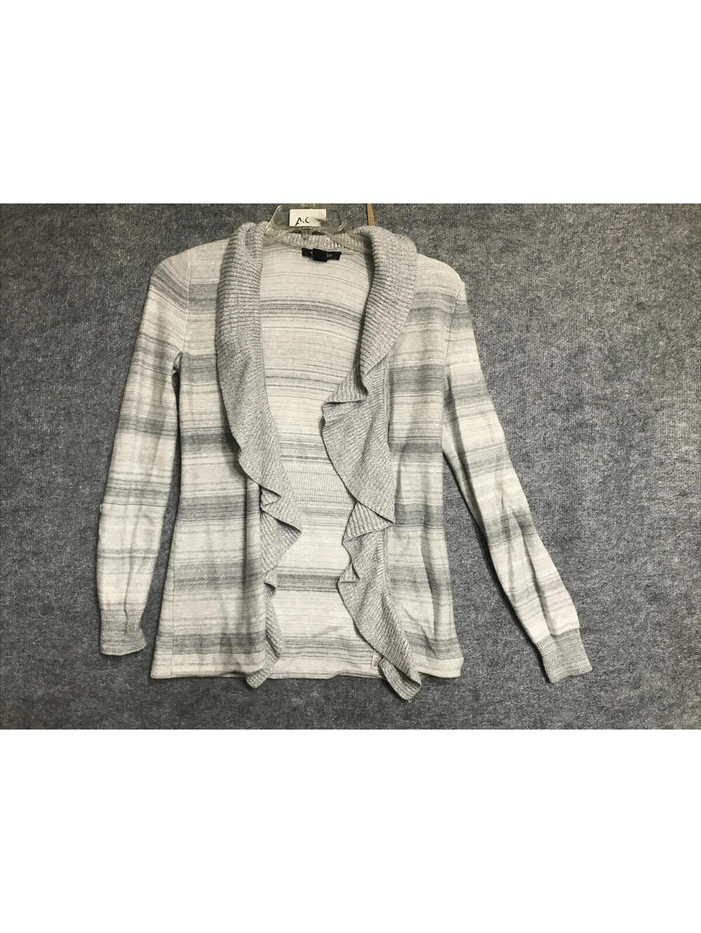 White House Black Market  Top Open Front Size Xs Long Sleeve Striped